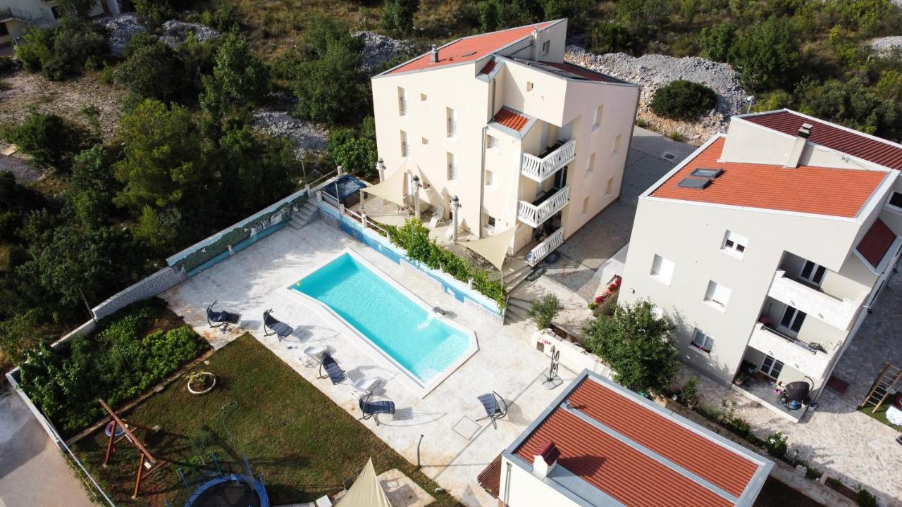 Ivan V Relax Apartment *