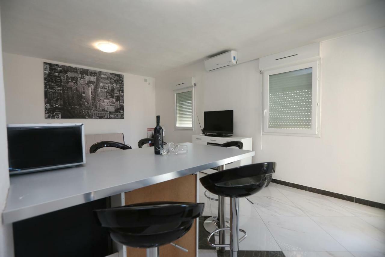 Ivan V Relax Apartment Vodice